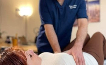 Dott. Alessandro Di Salvo Fisioterapista e Osteopata Bagheria