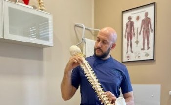 Osteopata - Thomas Caravati