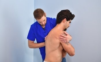 Dott. Mattia Leoni, Osteopata Parabiago