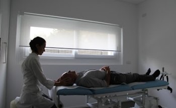 Osteopata Dr.ssa Elisa Billò , Sovico , Monza Brianza ( MB )