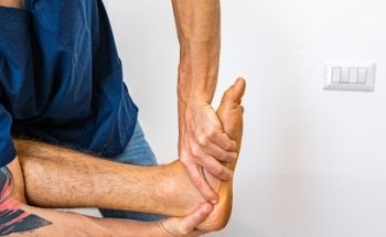 Dott. Antonino Minervino Osteopata - Studio di Osteopatia Sorrento