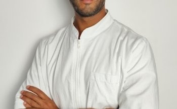 Naciketa Tiwary Osteopata