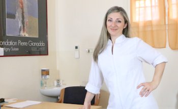 Dott. Sara Lazzari Medico Fisiatra-Osteopata (Neonatale-Adulto)