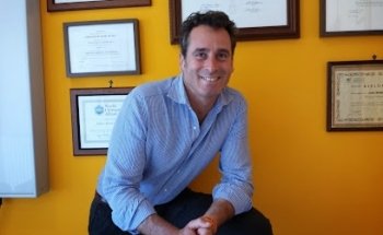 Life Chiropratica Catania - Dr. John J. Manson, Chiropractor