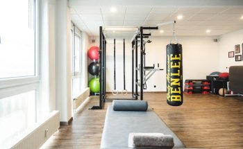 Know How Physiotherapie & Osteopathie by Claudio Althaus