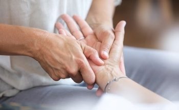 Privatpraxis Nina Schoppmann- Heilpraktikerin mit Schwerpunkt Osteopathie